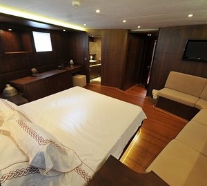 Guest's Cabin With Sitting On Board Yacht CASA DELL ARTE II