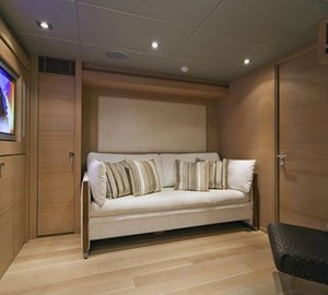 Convertable Lower Salontwin Stateroom On Yacht ESCAPE II