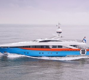 Profile: Yacht AURELIA's Cruising Photograph