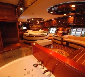 Main Master Cabin With Sitting On Yacht ESMA SULTAN