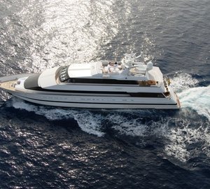 Cruising On Yacht LADYSHIP