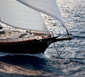 Forward: Yacht INFINITY's Cruising Image