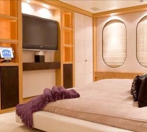 Screening: Yacht MALIBU's Main Master Cabin Image