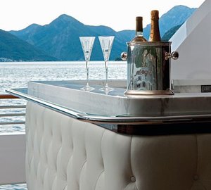 Wine: Yacht CARPE DIEM's Close Up Image