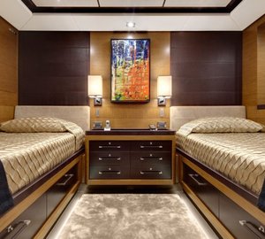 Twin Bed Cabin Aboard Yacht KOKOMO