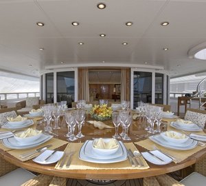 External Eating/dining On Yacht HUNTRESS