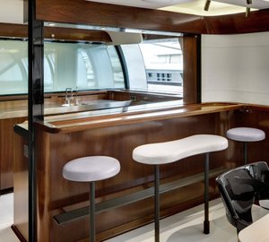 Vertigo Drinks Bar On Yacht VERTIGO