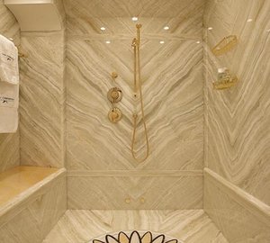 The 68m Yacht LADY CHRISTINE