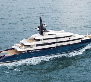 From Above Aspect: Yacht SEVEN SEAS's Cruising Photograph