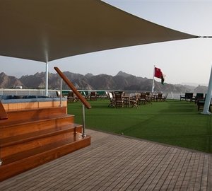 Sun Deck With Jacuzzi Pool On Board Yacht LOALOAT AL BEHAR