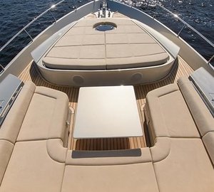 The 25m Yacht PERSHING 82