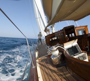 The 25m Yacht SHINDELA