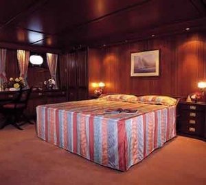 The 30m Yacht SPREZZATURA