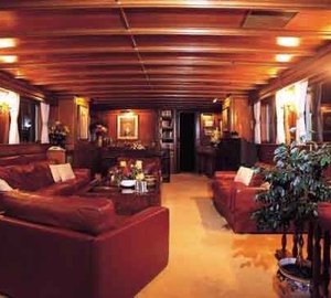 The 30m Yacht SPREZZATURA