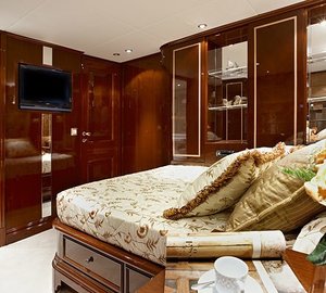 Berth: Yacht IRAKLIS L's Cabin Photograph