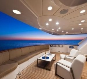 External Sitting On Board Yacht AFRICAN QUEEN