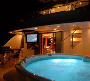 Life On Board Yacht DONA LOLA