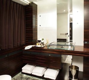 Bath Aboard Yacht INCEPTION