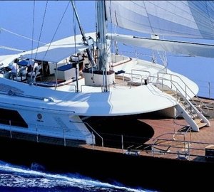 Detail: Yacht LUNA's Cruising Captured