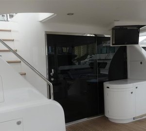 The 25m Yacht WILD DUCK