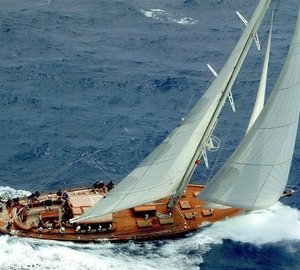 The 31m Yacht SEA DRAGON