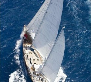 The 33m Yacht AVALON