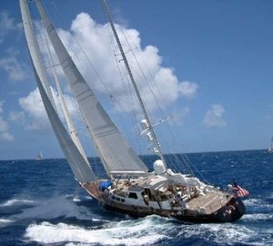 The 33m Yacht AVALON