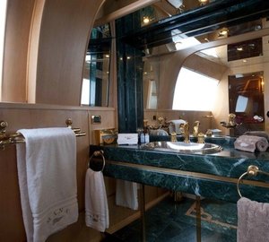 Main Master Bath On Yacht PALM B