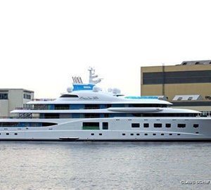 The 104m Yacht QUANTUM BLUE
