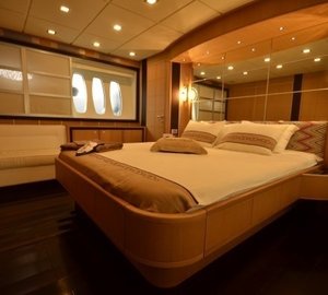 The 21m Yacht SAKURA