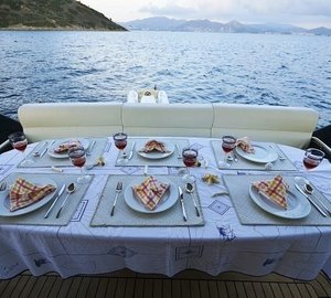 The 21m Yacht SAKURA