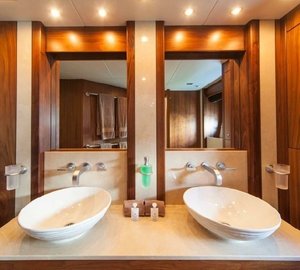 The 30m Yacht ALEKSANDRIA ENGLAND