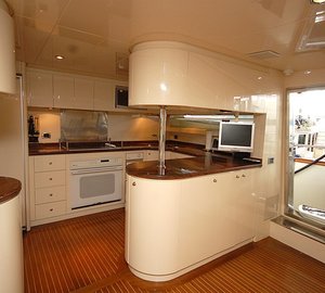 The 31m Yacht CAROBELLE