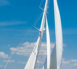 The 33m Yacht LADY SUNSHINE