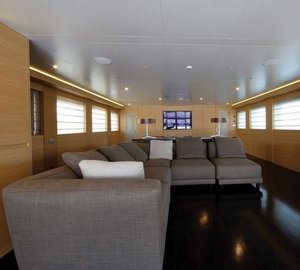 The 39m Yacht DARLINGS