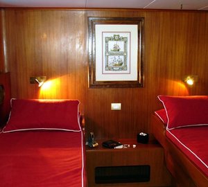 The 40m Yacht CLAN VI