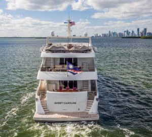 SWEET CAROLINE - Running Shot