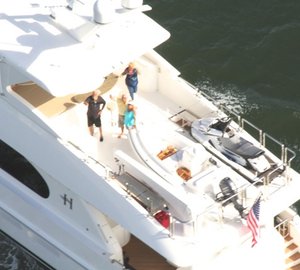 Luxury Yacht Charter Vacation Aboard Carbon Copy 