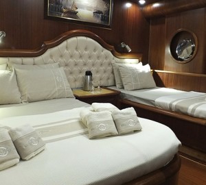 Triple Guest Cabin
