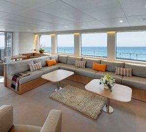 Motor yacht Black Pearl Salon