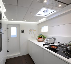 1 Life Yacht - Galley