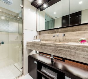 1 CL108 VARDAR  Bathroom