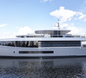1-Feadship Hull 692 - side view