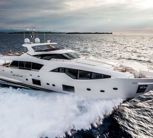 1-Ferretti Custom Line 108 VARDAR