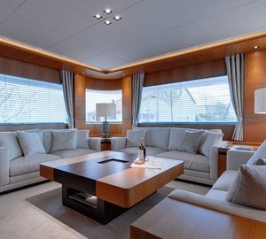 1-Luxury yacht Belle de Jour - Saloon
