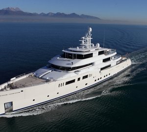 1-Motor yacht Grace E