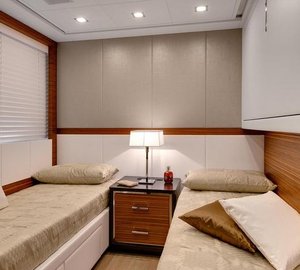 1-Motor yacht Mangusta 110 - Twin cabin