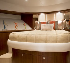 1-OA 72 Pilothouse Yacht - VIP Cabin