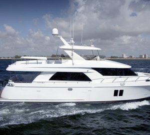 1-OA 72 Pilothouse Yacht at full speed
