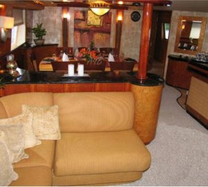 102 Azimut NEVER ENDING JOURNEY - Main Salon